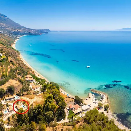 ヴィラ Gerasmia *